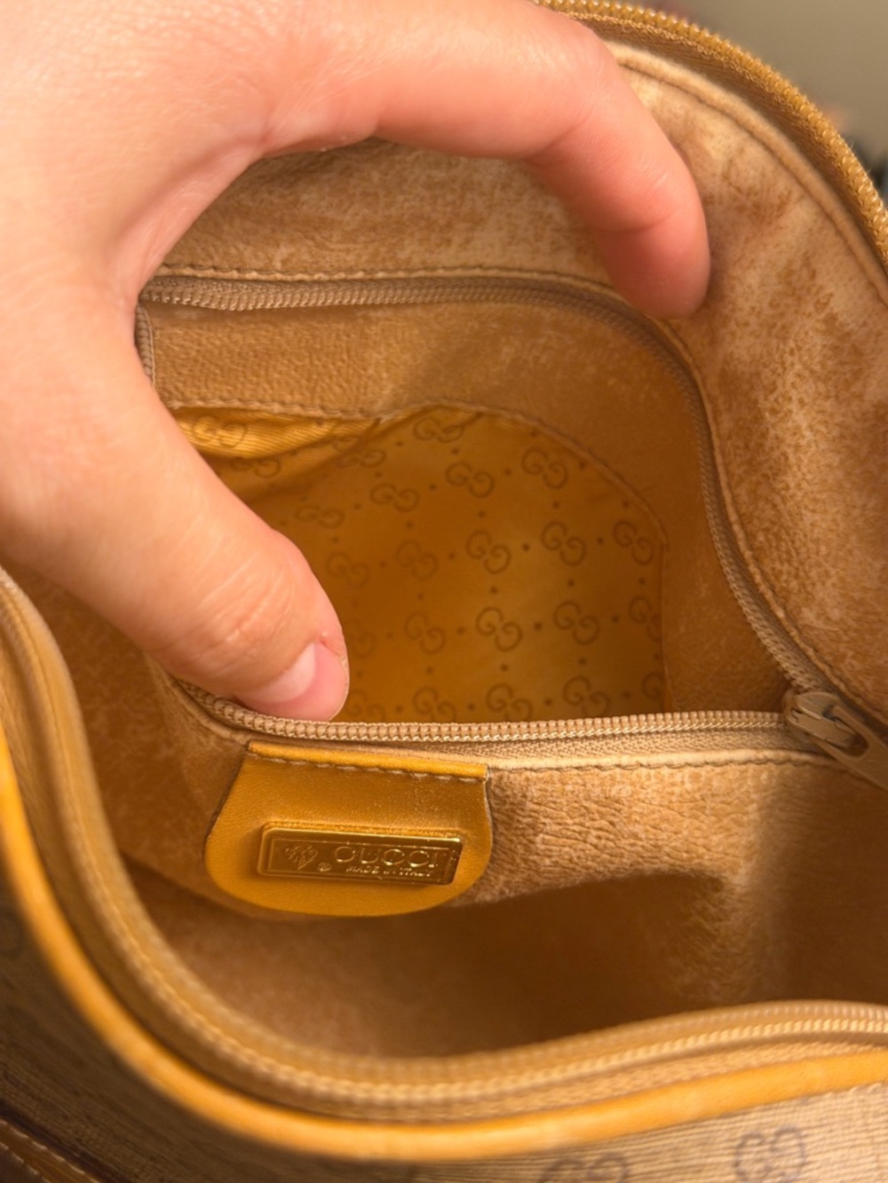 Gucci micro Monogram Pouch with Tan Trim - Picture 14 of 14